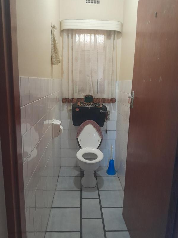 4 Bedroom Property for Sale in Caledon Western Cape